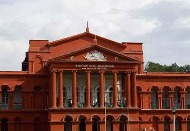 Karnataka HC extends stay on cinema ticket price cap, issues directions on sales, refunds